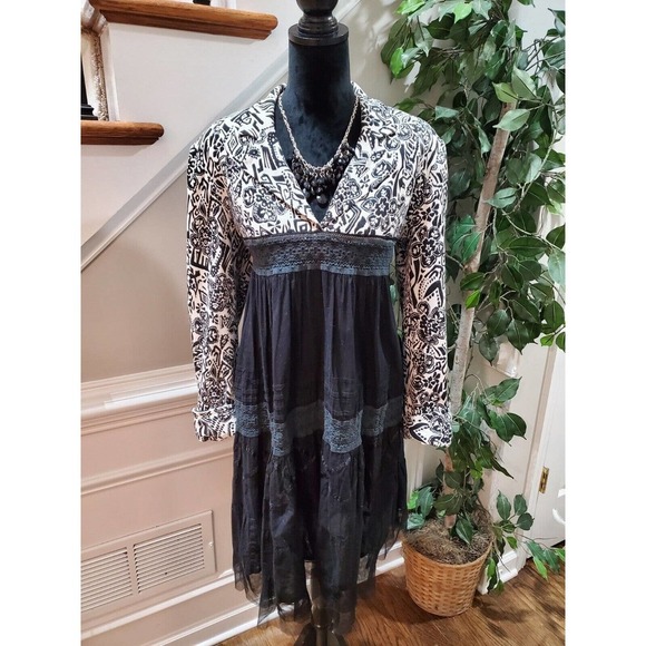 Upcycled Refashioned, Black ComfortWear Dress, Lace, Urban Boho, 42" Bust XL - Picture 11 of 11